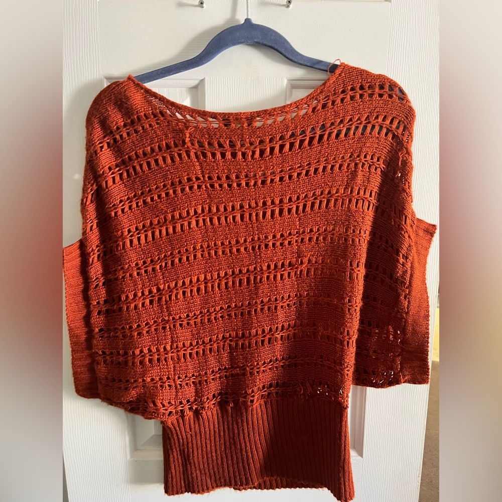 Netted shirtsleeve sweater